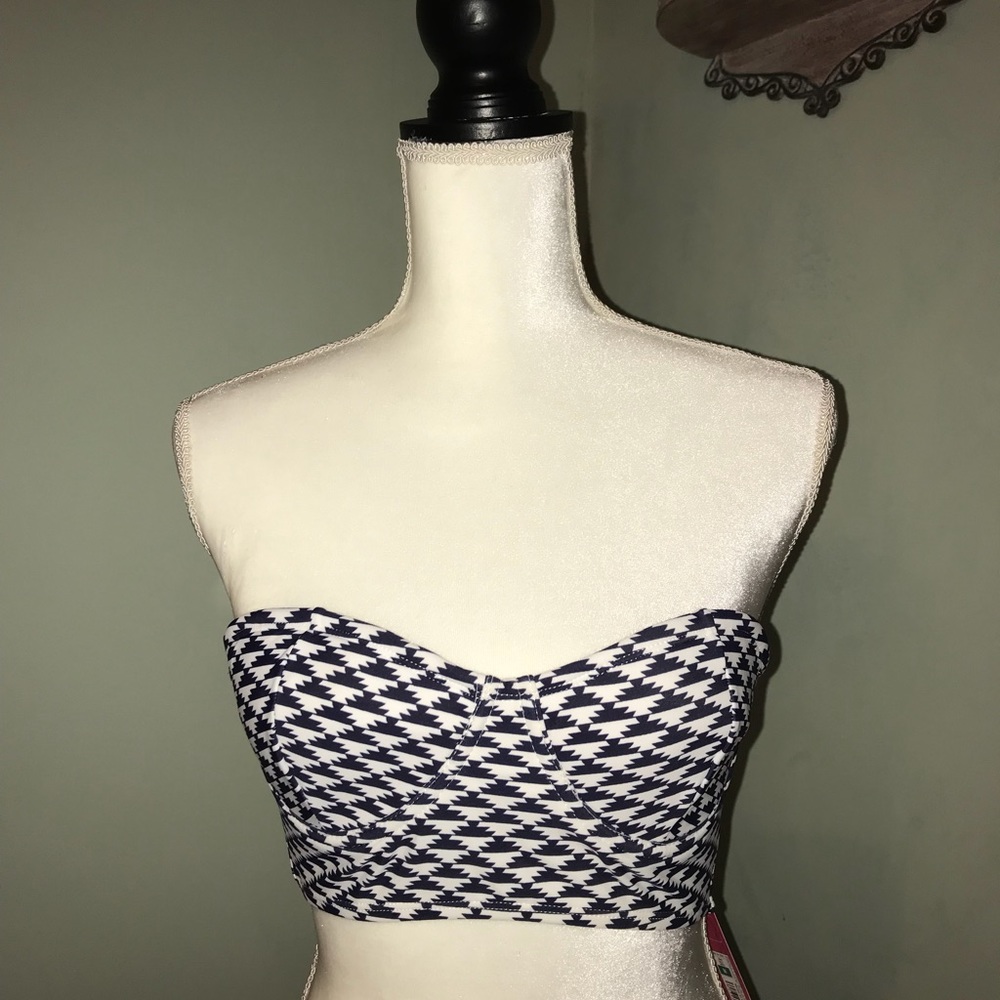 3/$25 🔥 Xhiliration Bikini Top 👙